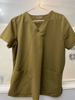 Mandala women’s scrub set